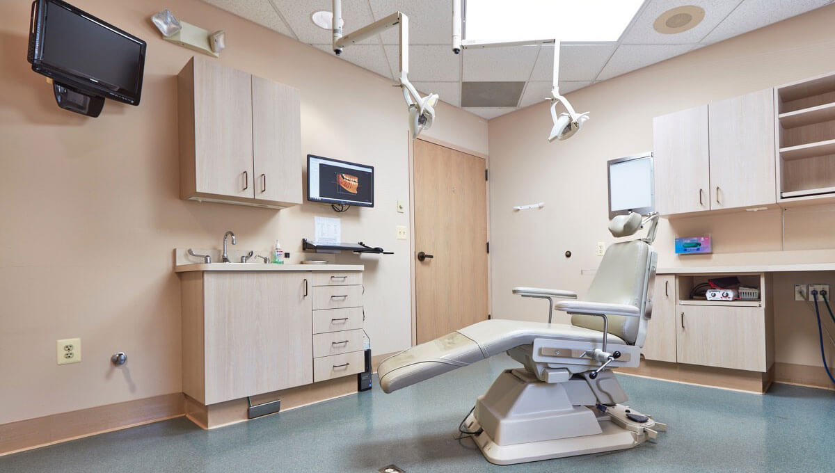 Wisdom Tooth Removal (3rd Molars)